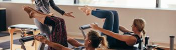 Pilates grupal y sus beneficios - FisioClinics La Moraleja